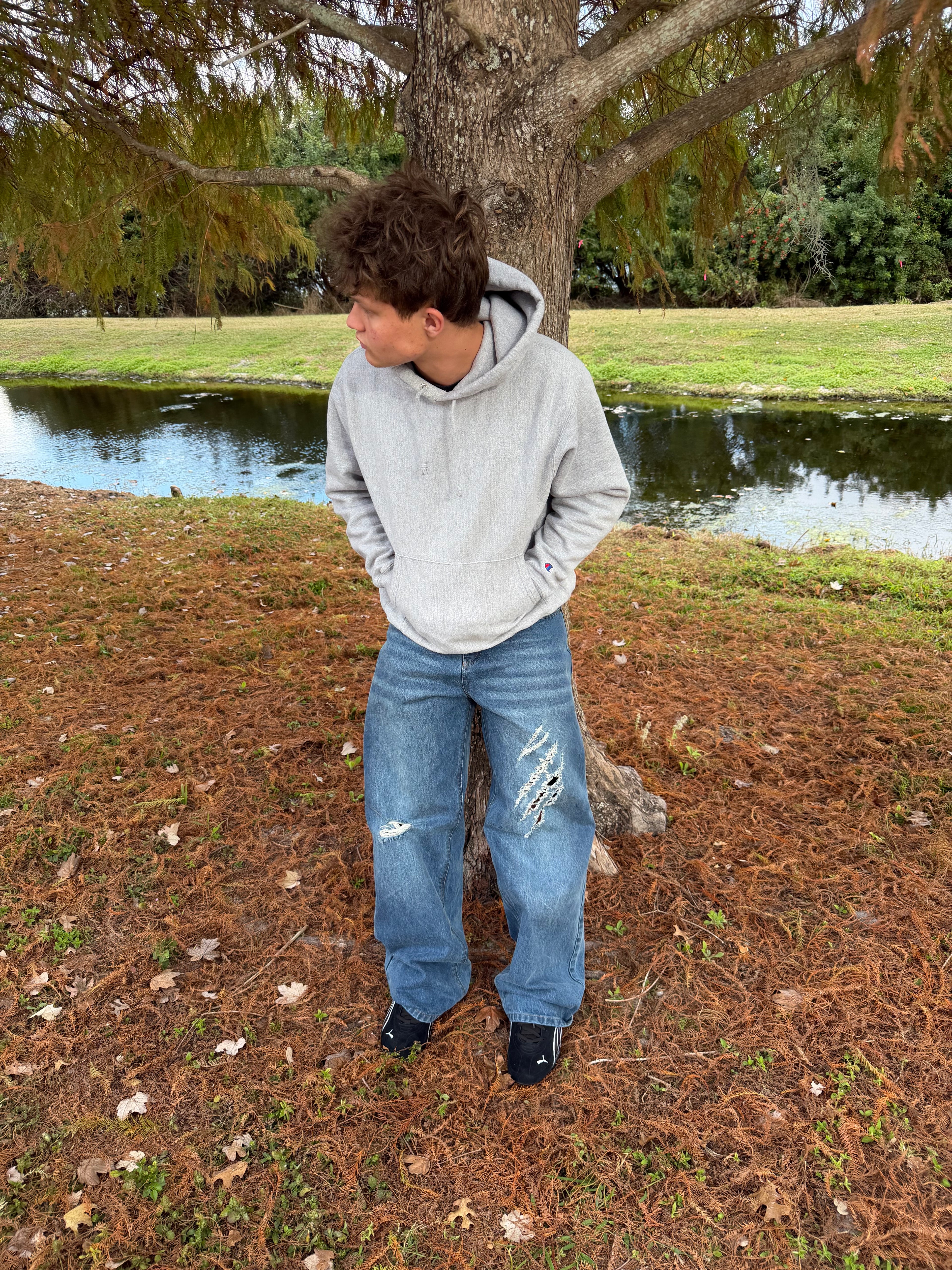 Ultra Baggy Clawed Light Wash