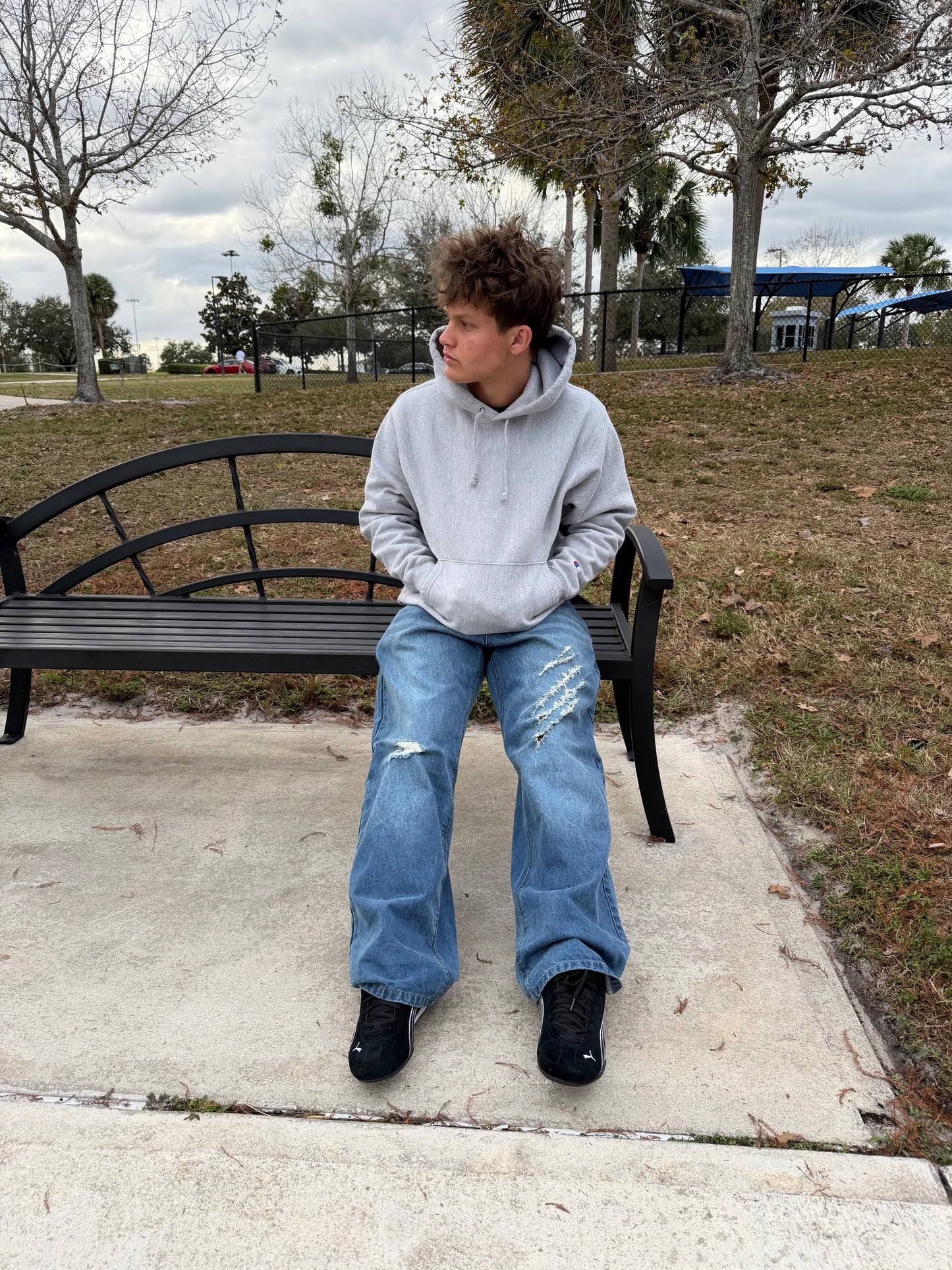 Ultra Baggy Clawed Light Wash